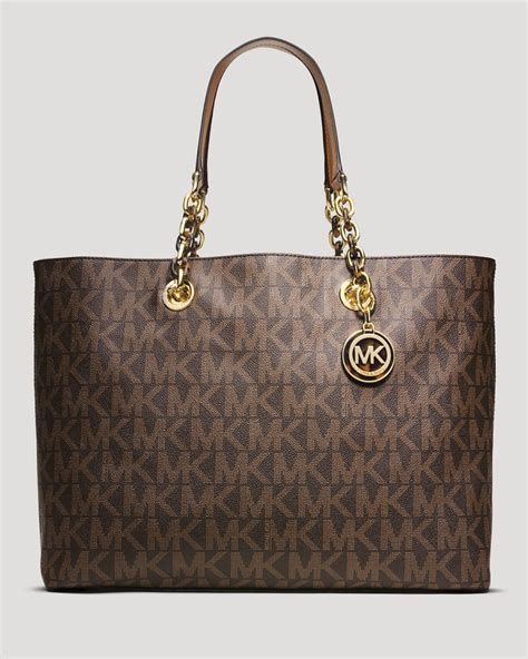 michael kors cynthia checkered large tote|Michael Kors Cynthia Checkerboard Signature Large Tote Brown .